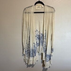 Anthropologie Angel of the North Linen Gauze Shrug